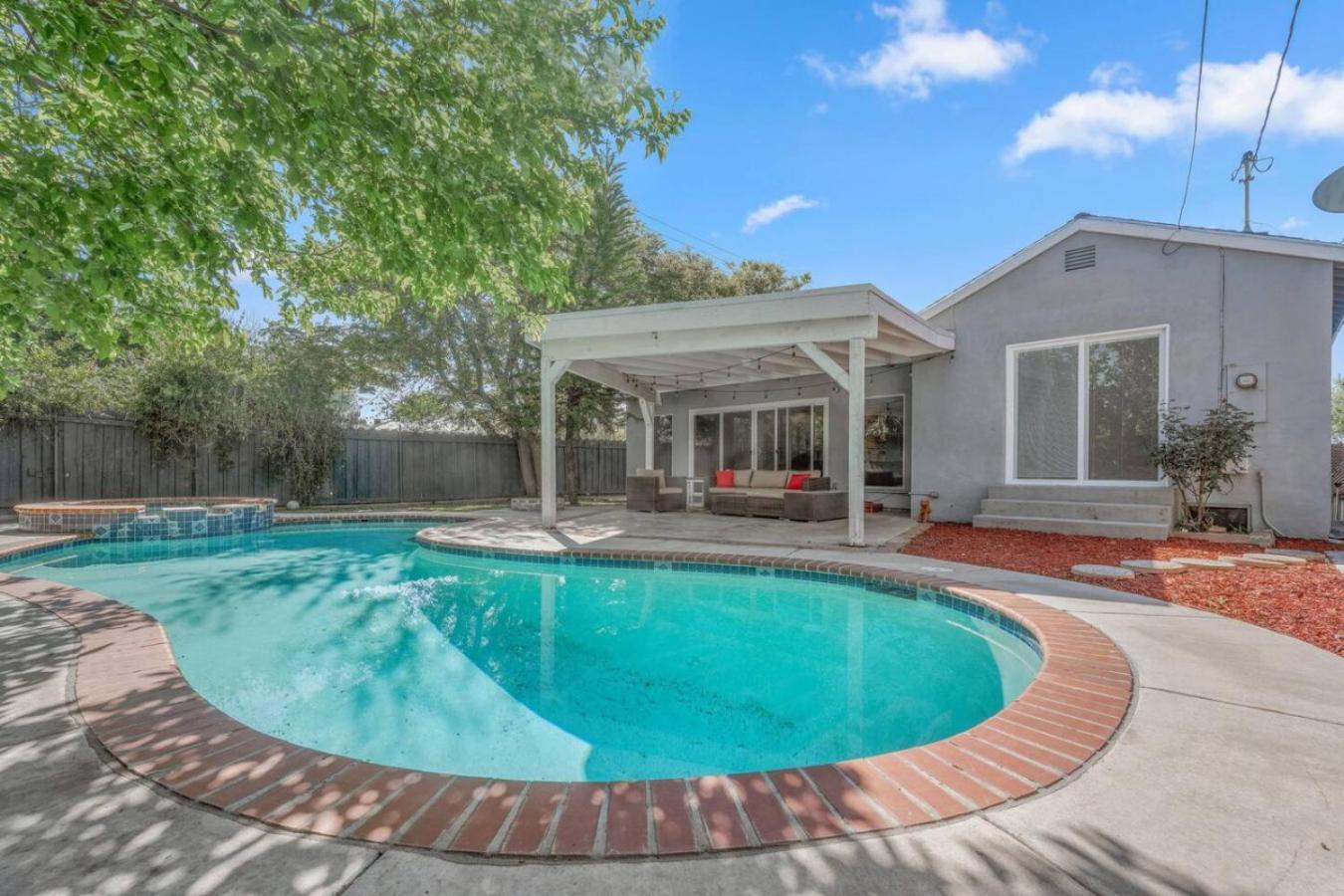 The Hatteras Haven With Pool *